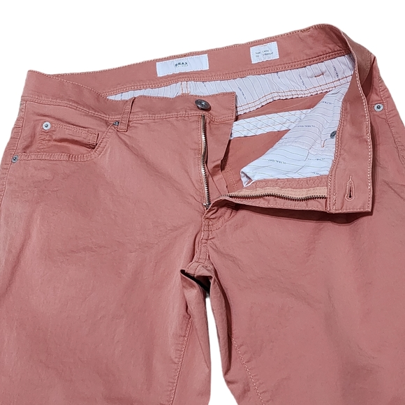 Brax Ultralight Mens Pants Cadiz Straight Size 32/34 Peach 26" Inseam - Picture 3 of 13
